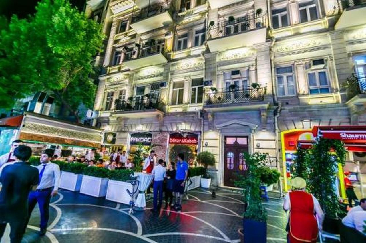 Lux Family Apartment In City Center Baku Exterior photo